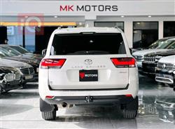 تۆیۆتا لاند کروزەر